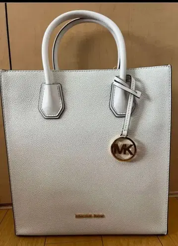 Michael Kors 화이트 토트백