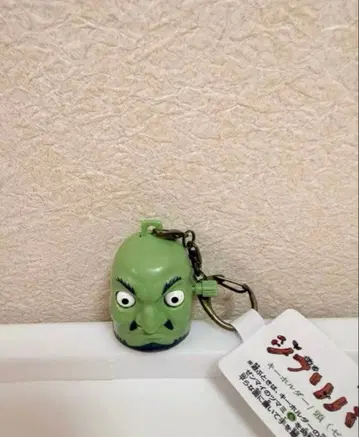 지브리 파크 대창고 한정판 모험비행단 머리 위 태엽식 키링 센과 치히로