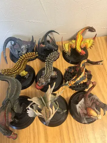 몬헌 피규어 9체 묶음 판매