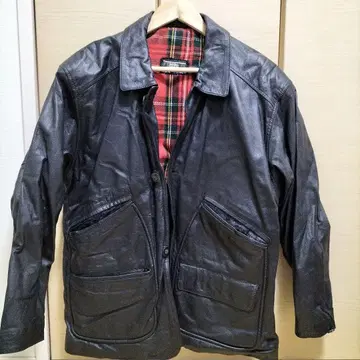 REICA 블랙 가죽 자켓 M 사이즈