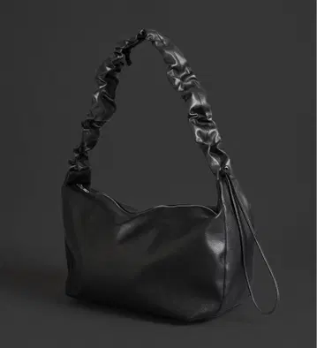 유나이티드 도쿄 LEATHER SHOULDER BAG 블랙