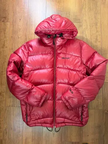 Marmot 후드 부착 다운 자켓 레드