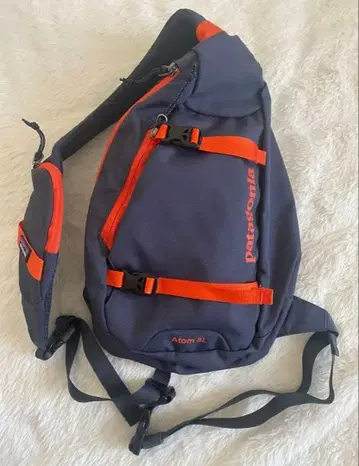 [ 새상품급 ] 파타고니아 아톰 슬링 8L 숄더백