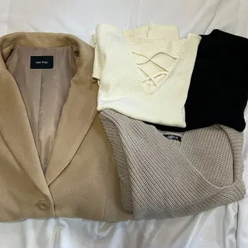 여성용 의류 4세트