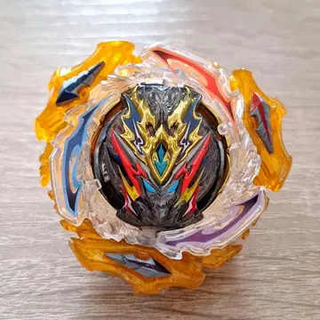 디바인 베리얼 세컨드 기어 베이블레이드 버스트