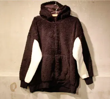 새상품 보아 후드티 블랙 x 크림