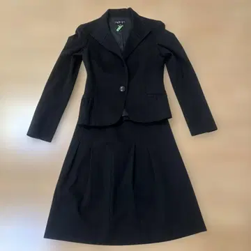 INDIVI 블랙 스커트 수트 38