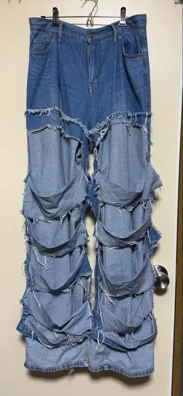 [mmoption/밀리오션] 리메이크 배기 데님 팬츠