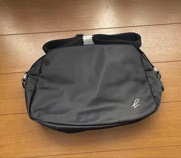 아네스베 agnes b 숄더백 블랙 미사용품