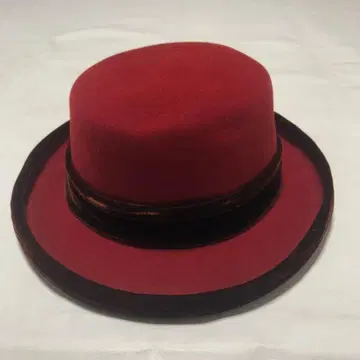 울 펠트 햇 벨벳 밴딩 포함 레드