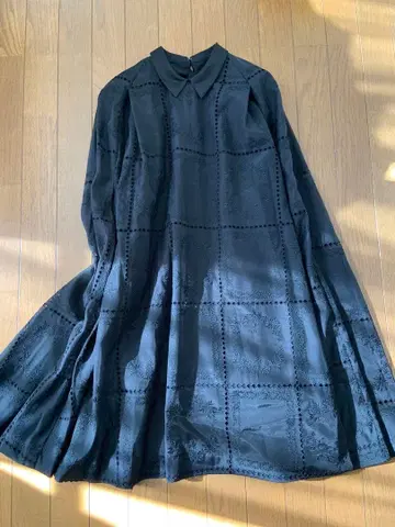 자수 들어간 A라인 셔츠 드레스 셀포드 celford 원피스 드레스