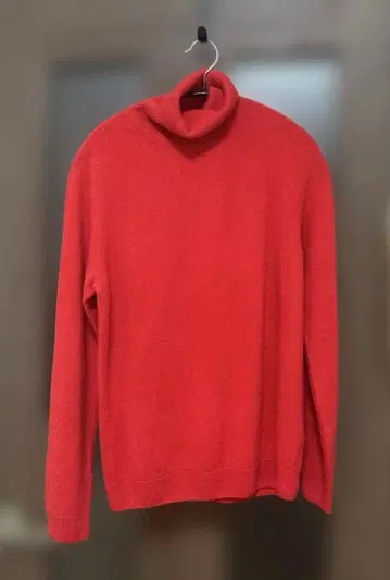 유니클로 [ 캐시미어 터틀넥 스웨터 ( 레드 ) L 사이즈 ]