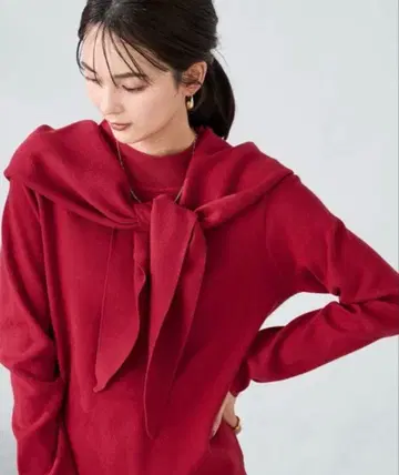 a.v.v 삼각형 니트 스톨 레드