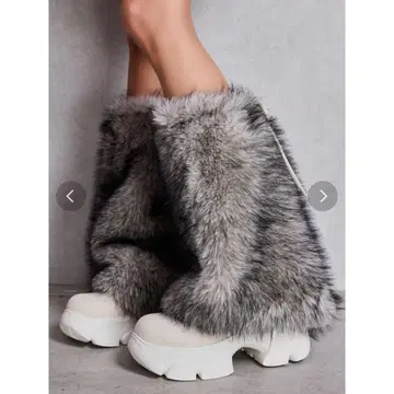 GYDA 니트 부츠 화이트 M 사이즈 제이다 롱 부츠