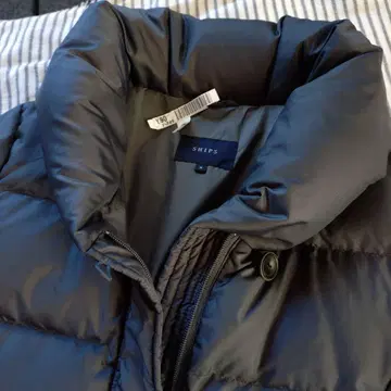 SHIPS 다크 그레이 다운 자켓