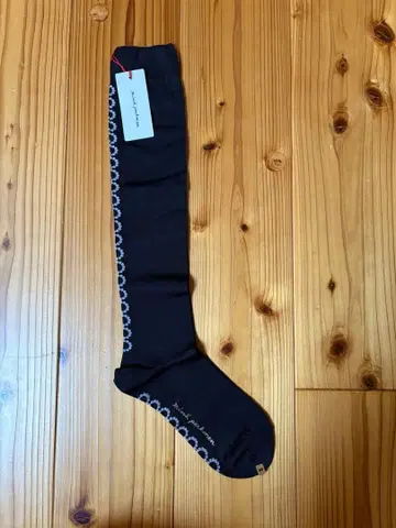 미나 페르호넨 삭스 탬버린 블랙 새상품