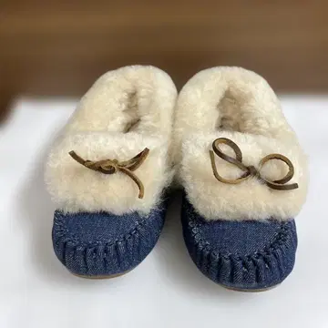 EMU 데님 모코모코 퍼 모카신 22cm 새상품급