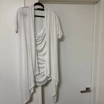 CAVARIZE 드레이프 T셔츠 46 화이트