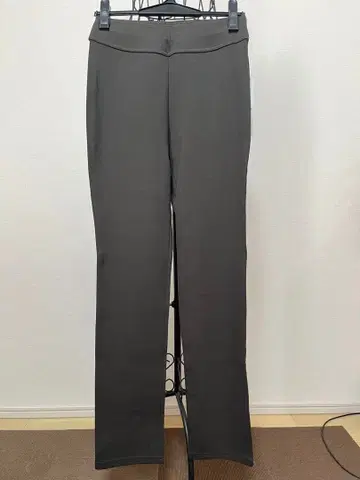 HIROKO BIS / 블랙 올리브 캐주얼 팬츠 미사용 택 포함 38