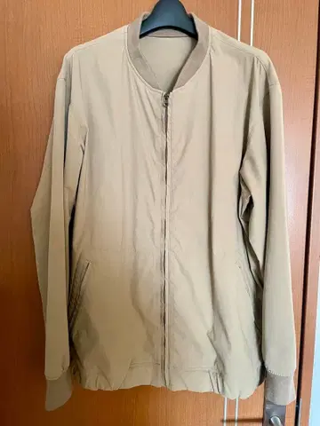 베이지 집업 자켓