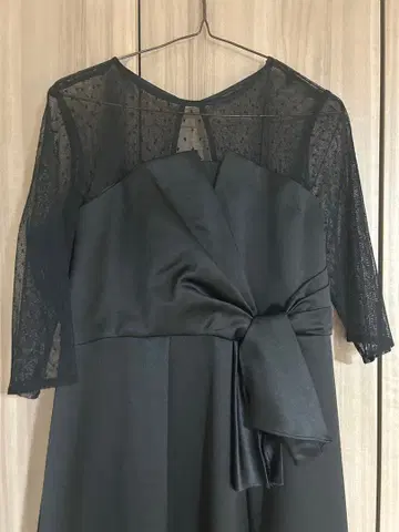 도트 튤 & 새틴 뷔스티에풍 롱 결혼식 원피스 드레스