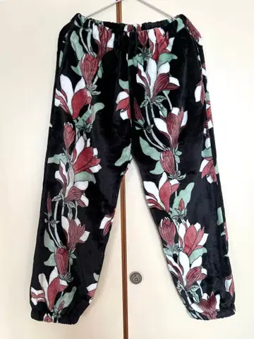 미사용 차이하네 카야 꽃무늬 플리스 캐주얼 팬츠