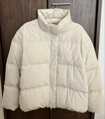 mila owen 프렌치 다운 스탠드 카라 자켓 다운 자켓