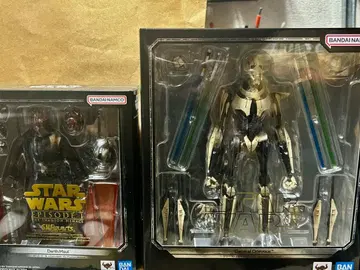 s.h.figuarts 그리버스 장군 다스몰