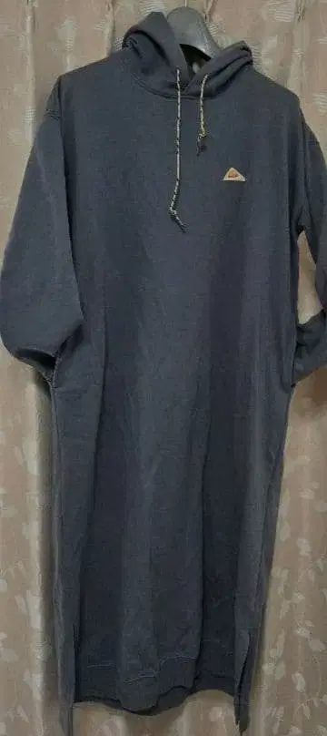 KELTY 후드 부착 롱 원피스 그레이