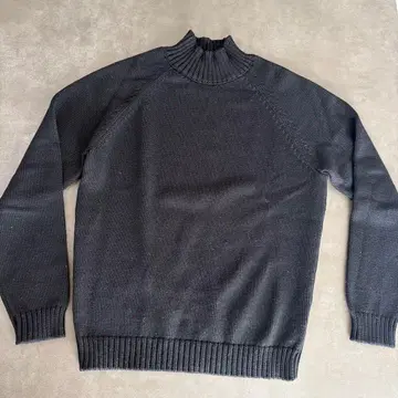 ZANONE 블랙 모크넥 니트 스웨터