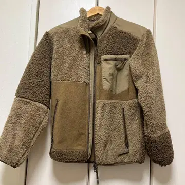 유니클로 엔지니어드 가먼츠 플리스 자켓 XS