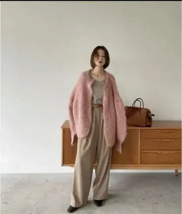 핑크 모헤어풍 오버 사이즈 가디건