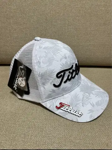 Titleist 메쉬 캡 골프용 화이트 잎 패턴 마커 포함