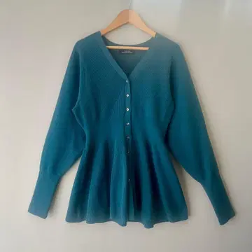 그린 라벨 릴랙싱 폼 하이 게이지 페플럼 가디건