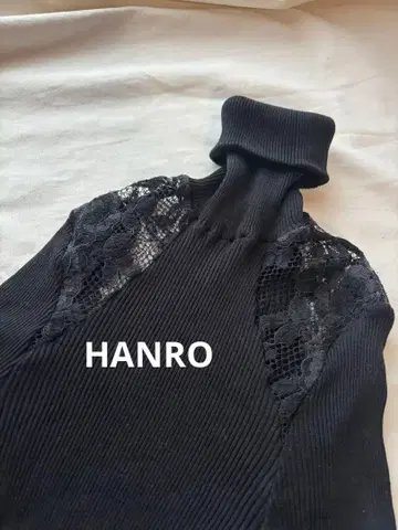HANRO 리브 터틀넥 울 x 레이스 고급 이너 블랙 XS