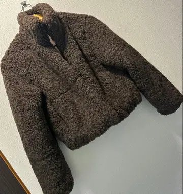 ZARA 브라운 보아 자켓