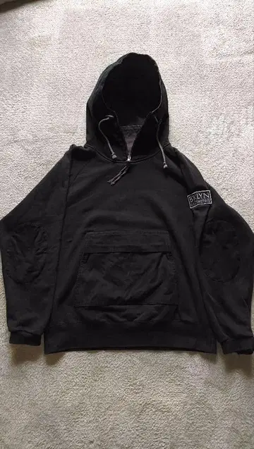 brooklyn basements 후드티 hitech