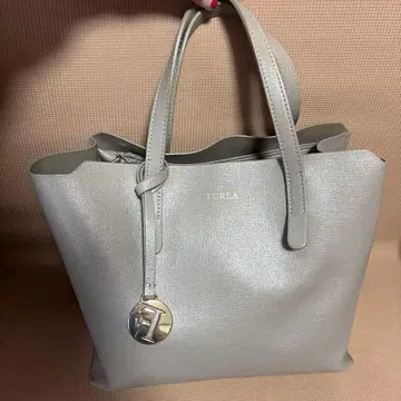 훌라 FURLA 그레이 토트백