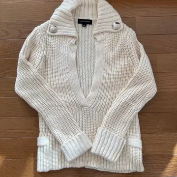 질 스튜어트 아이보리 M 스웨터