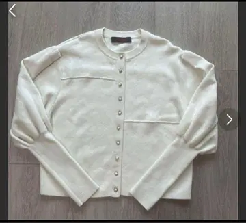 CABAN 화이트 버튼 가디건