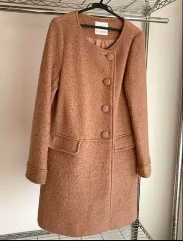 아카이브 베이지 코트