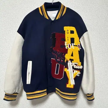 [ Bershka ] 바시티 자켓 자수 디자인 버쉬카 네이비 디즈니