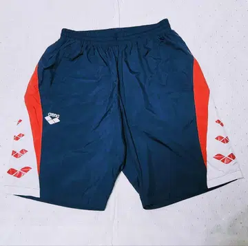 arena 하프 팬츠 M 사이즈 수영대회 남녀 공용