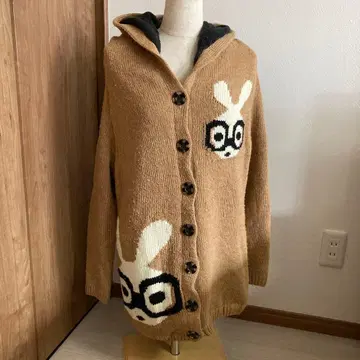 토끼 디자인 후드 부착 니트 가디건