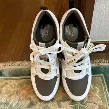 MICHAEL KORS 스니커즈 22.5!