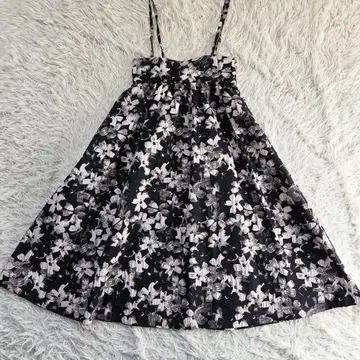 Maglie le cassetto 플라워 자카드 롱 스커트 플레어