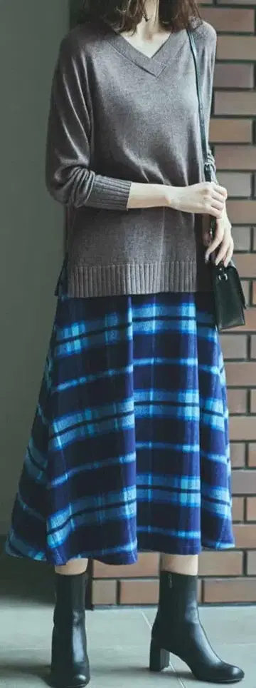 IEDIT 이디트 블랭킷 터치의 플레어 체크 스커트