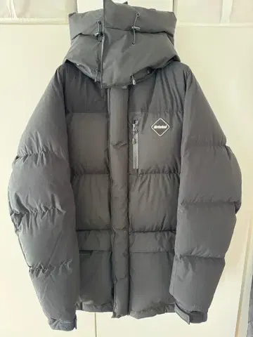 FCRB TOUR DOWN PARKA 다운 자켓 블랙 XL