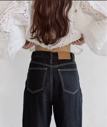 thevon 세봉 하이웨스트 턱 와이드 데님 팬츠 S 사이즈