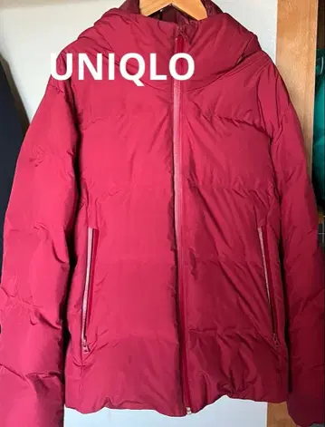 유니클로 심리스 후드 다운 자켓 M 사이즈